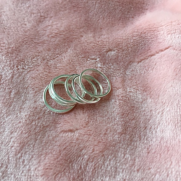 Chloe+Isabel La Lune Stackable Rings, size 7 - Picture 2 of 4